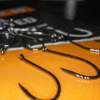 Preston Innovations Natural N-30 Barbed Eyed Hooks